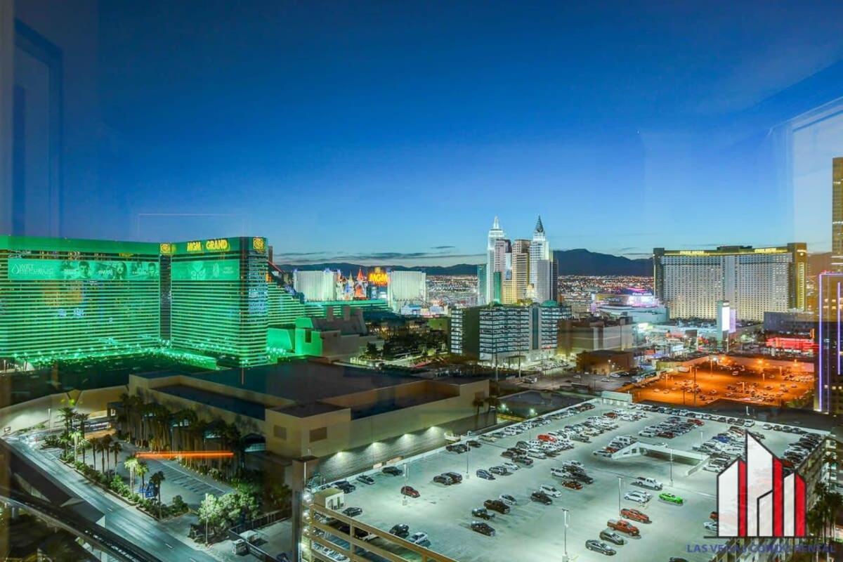 Mgm Signature-32-607 F1 Track & Strip View Balcony Las Vegas Exterior photo