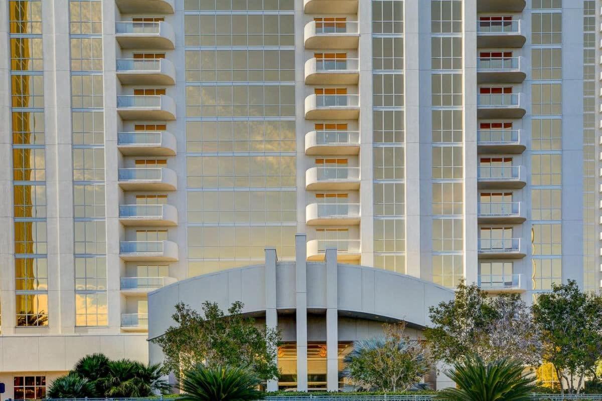 Mgm Signature-32-607 F1 Track & Strip View Balcony Las Vegas Exterior photo
