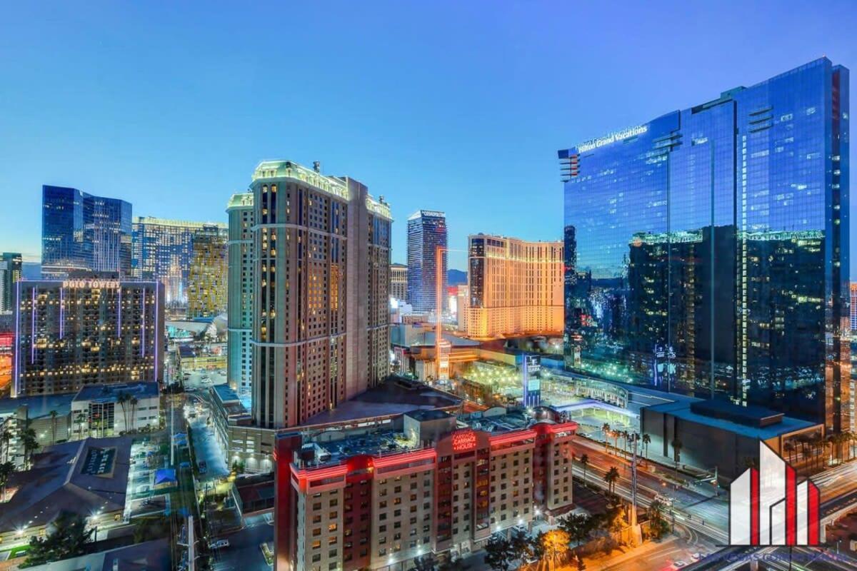 Mgm Signature-32-607 F1 Track & Strip View Balcony Las Vegas Exterior photo