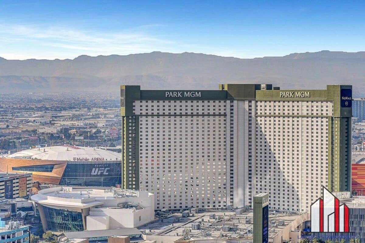 Mgm Signature-32-607 F1 Track & Strip View Balcony Las Vegas Exterior photo